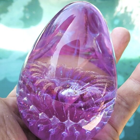 Pink/Purple Delicately Controlled Bubble Iridescent Flake Egg Shaped Art Glass - Picture 1 of 7